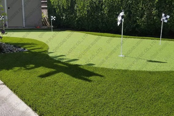 ¡Tu Balcón También Puede Tener Césped!